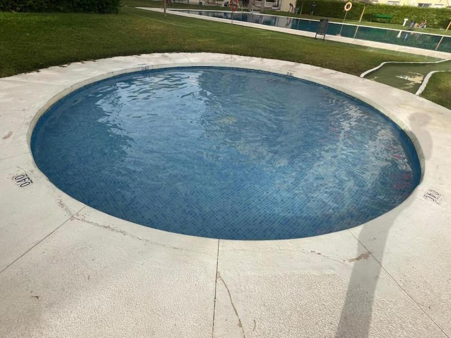 Apartamento Con Terraza A Pie De Playa Benalmádena Exterior foto